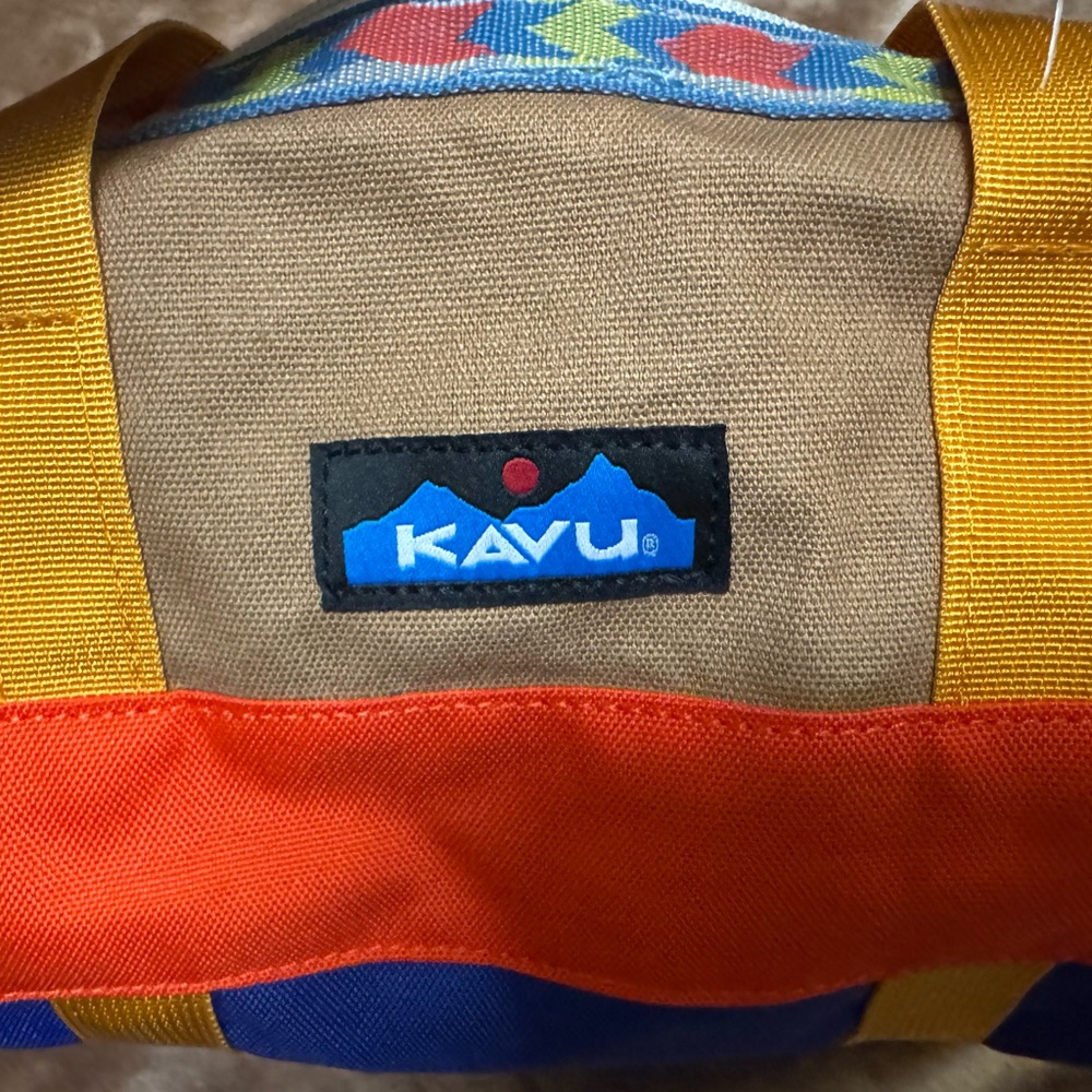 🌈 KAVU Manastash Boat Life Bag – BRAND NEW WITH TAGS 🌈 - Picture 2 of 5